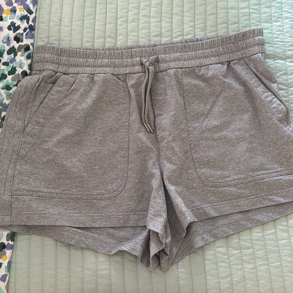Athleta Farallon Heathered Short
